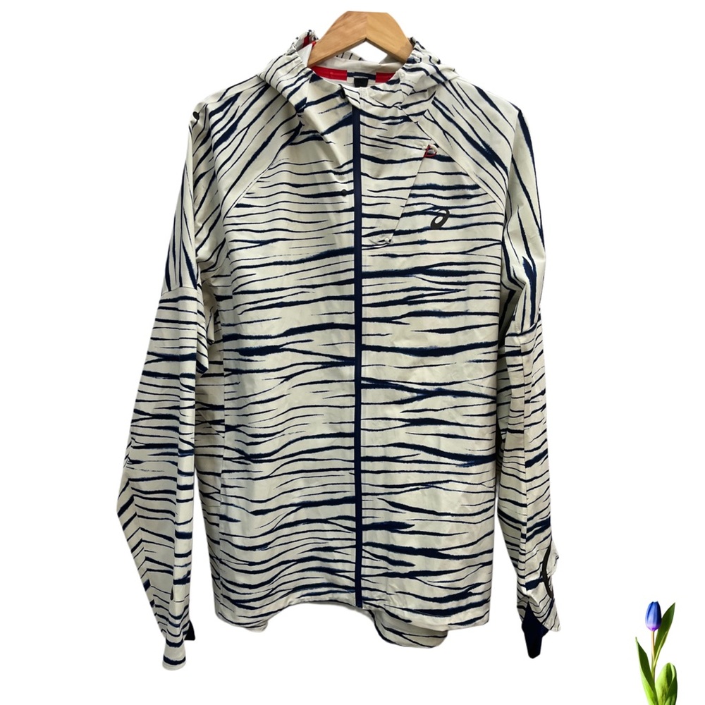 ASICS METARUN SHIBORI WATERPROOF
JACKET White and Blue Windbreaker